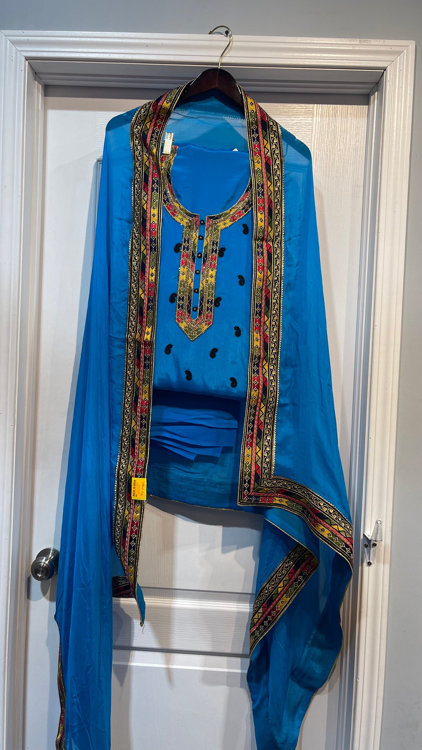 Unstitched suit 300501