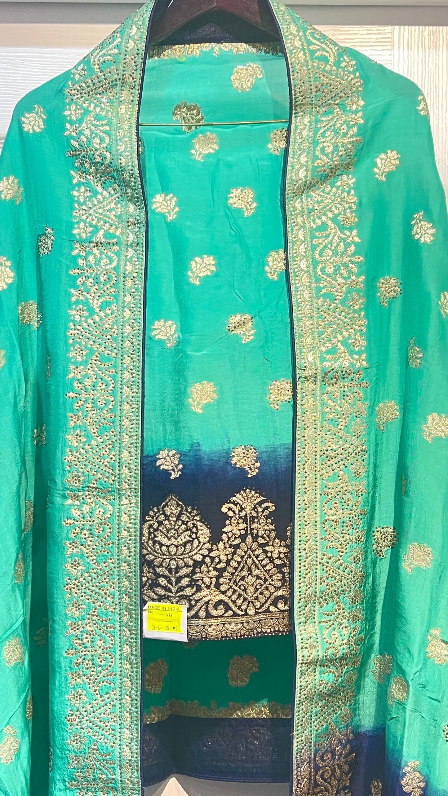 Unstitched suit 300522