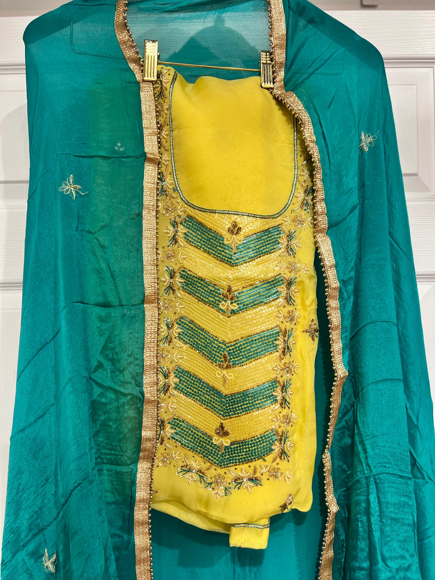 Unstitched suit 300109