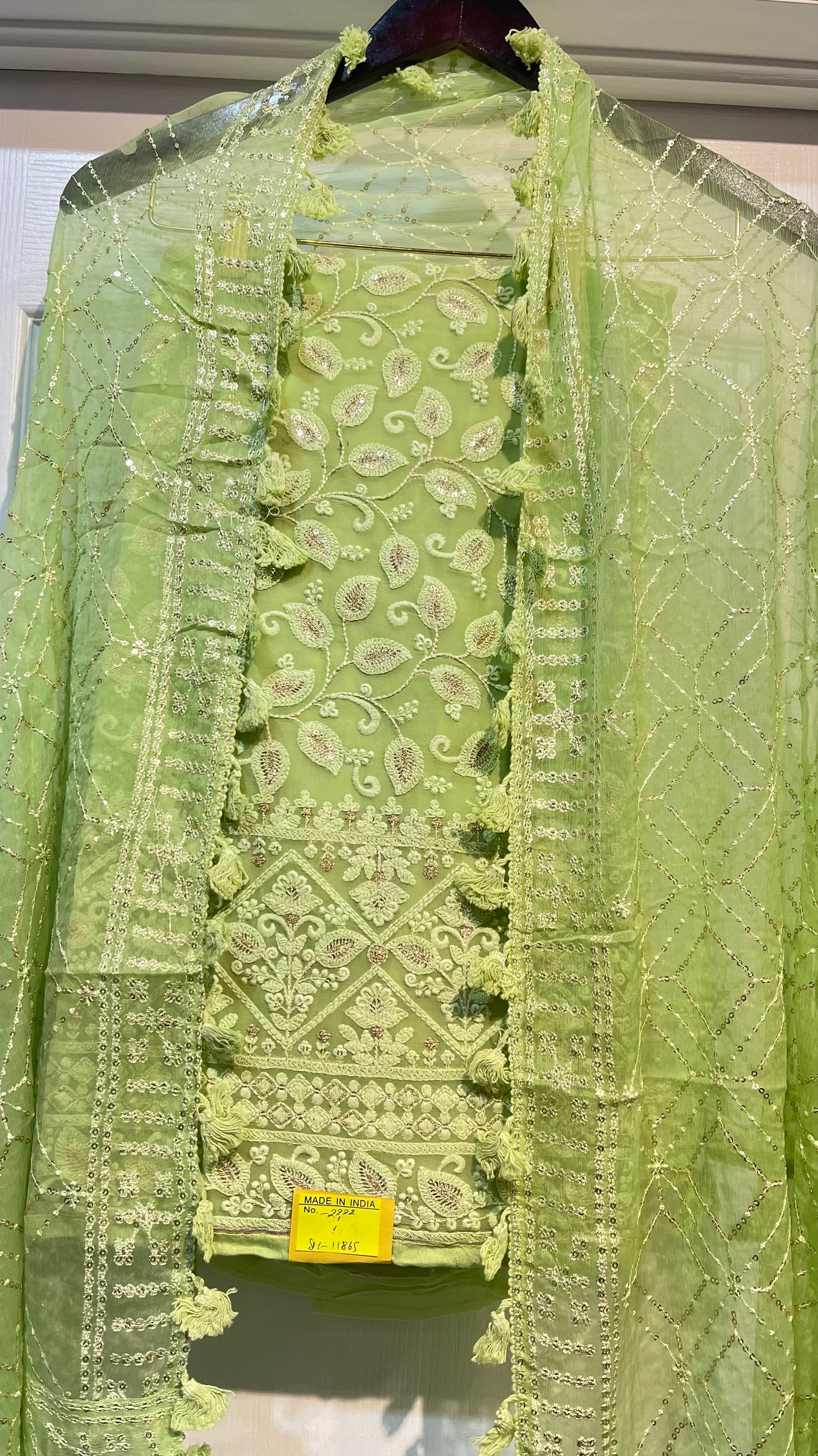 Unstitched suit 300507