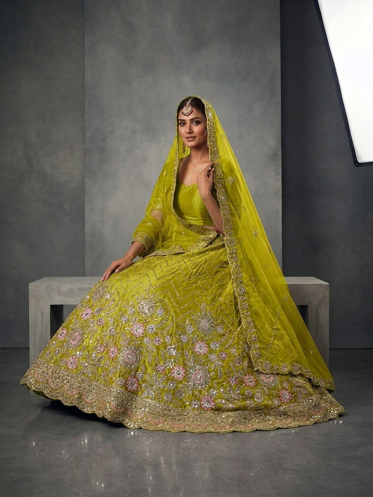Green lehanga with handwork 900919