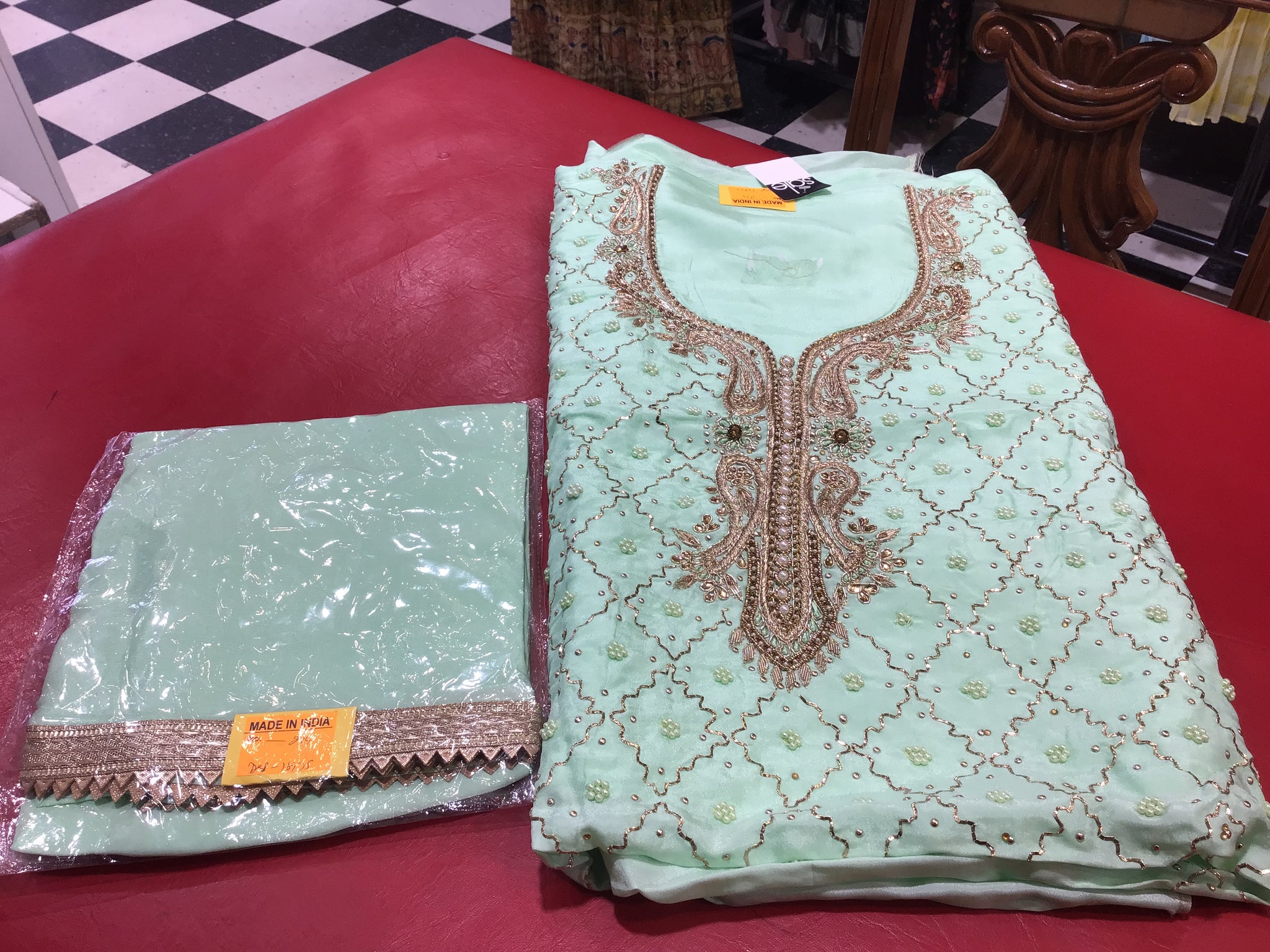 UNSTITCHED SUIT 30010128