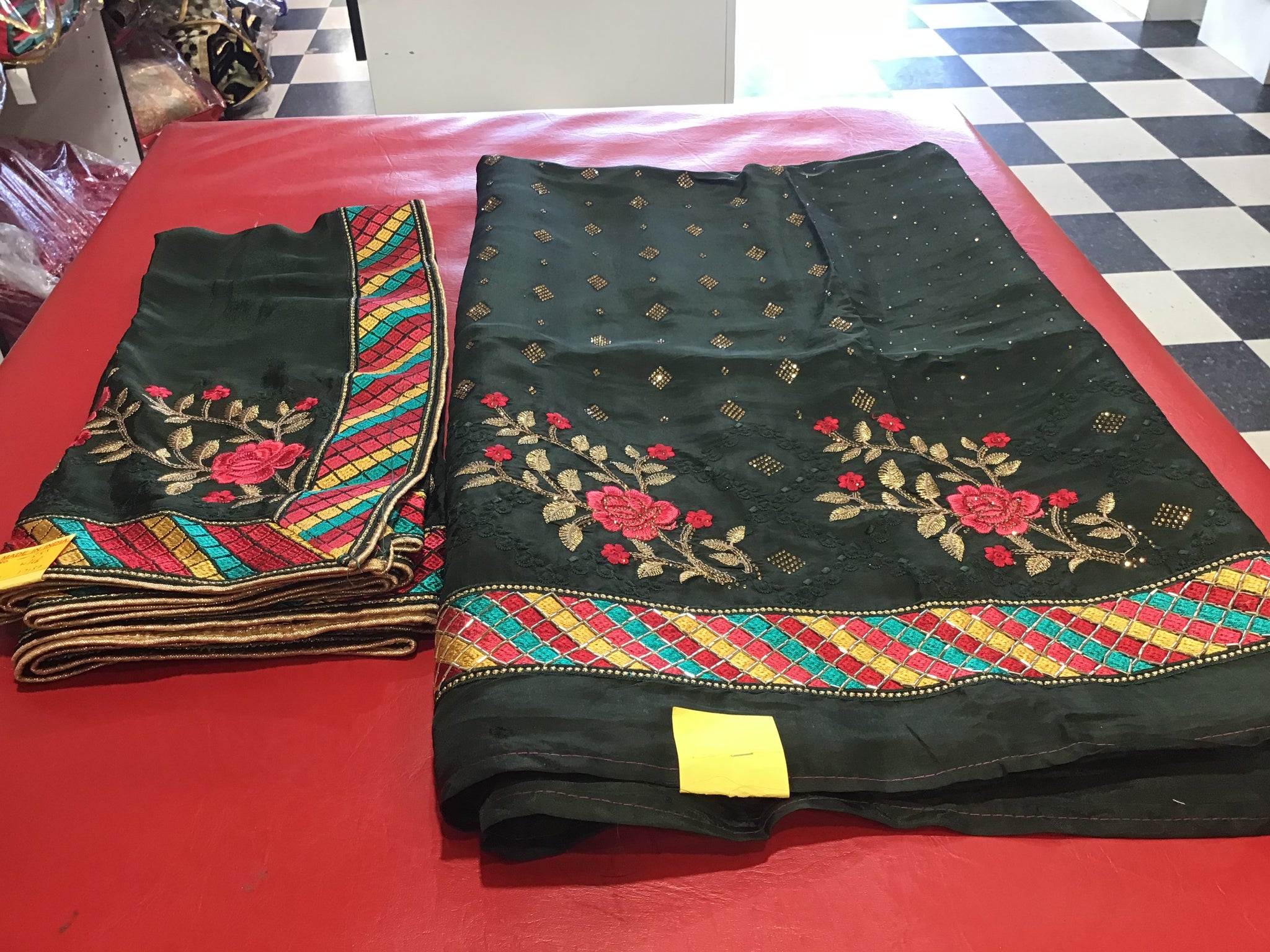 UNSTITCHED SUIT 30010089