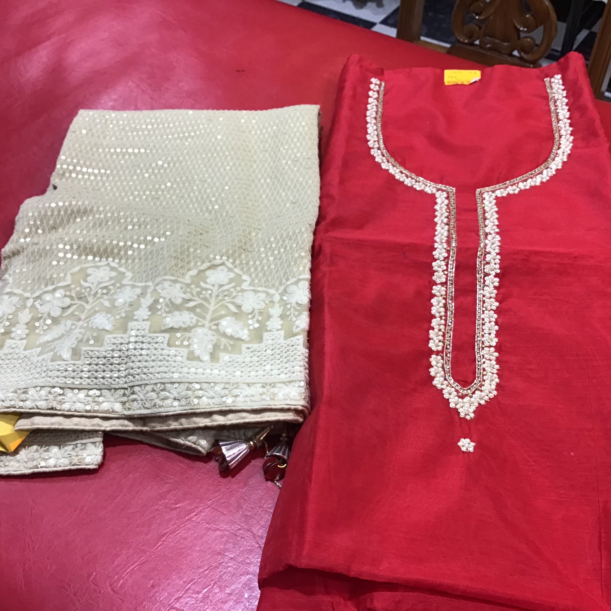 UNSTITCHED SUIT 30010137