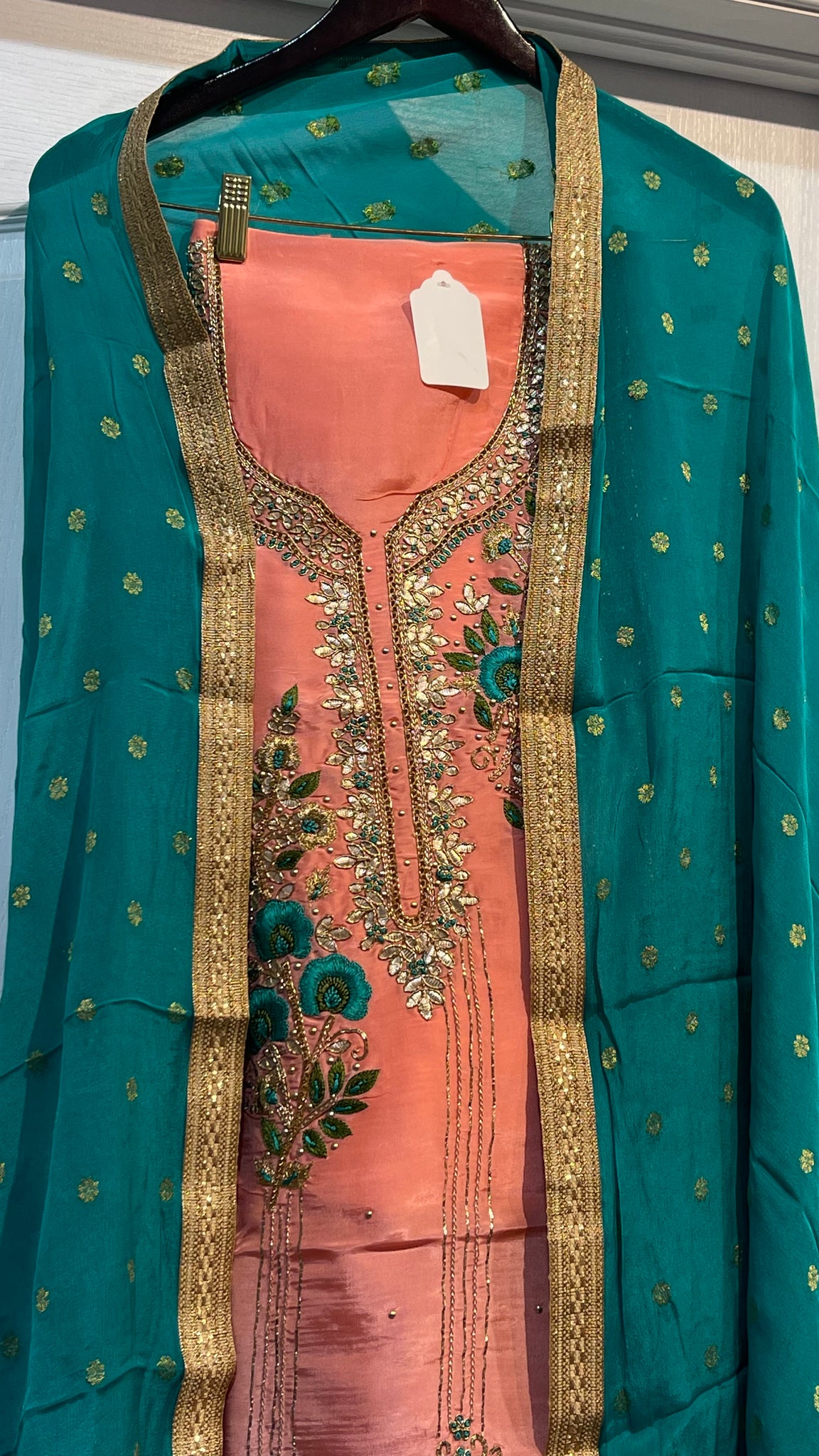 Unstitched suit 300524