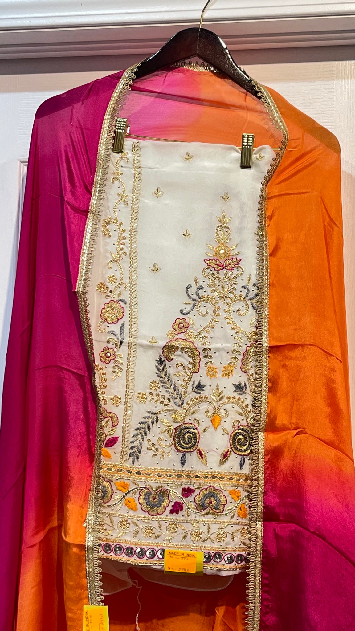 Unstitched suits 300513