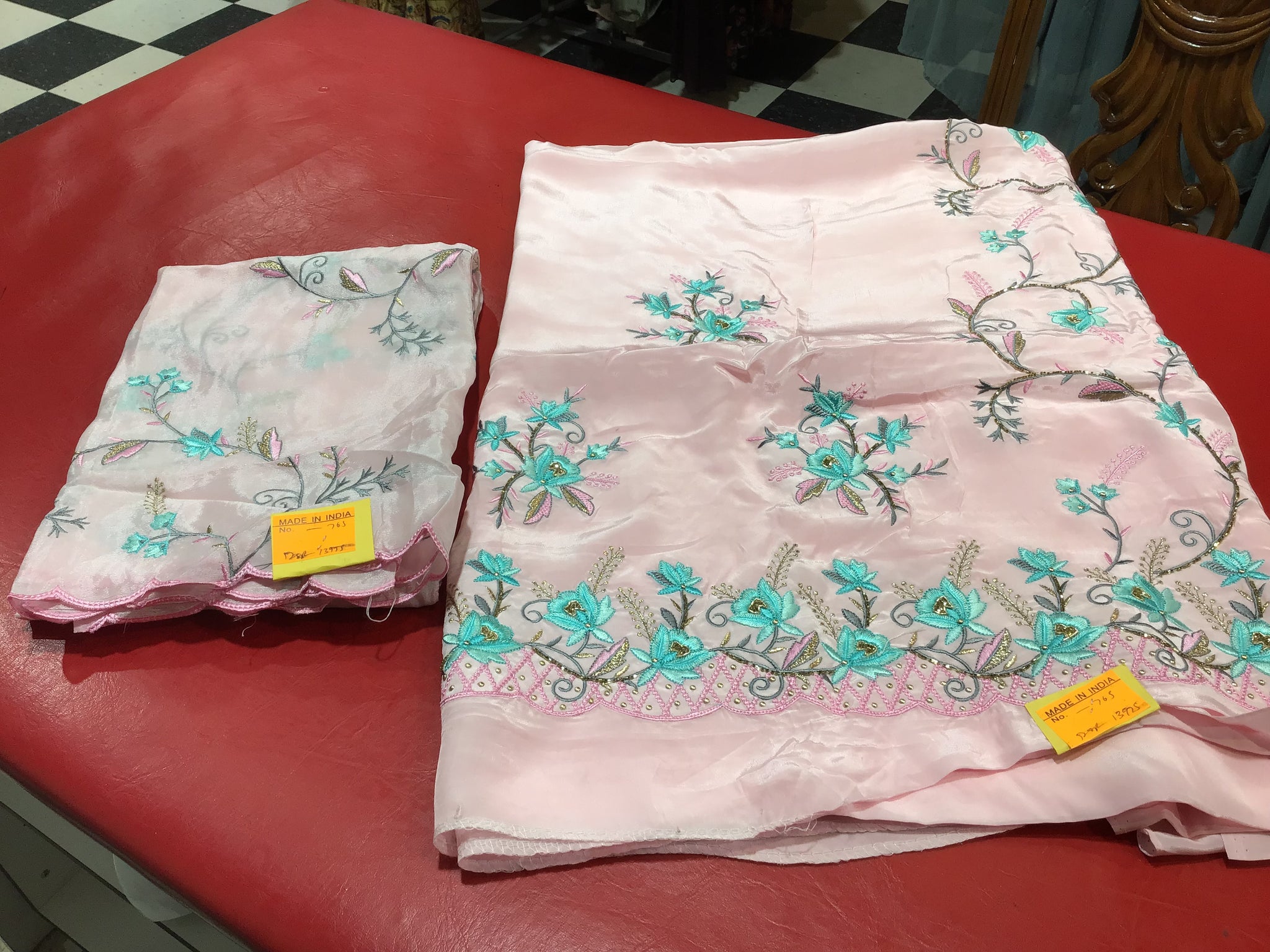 UNSTITCHED SUIT 30010154