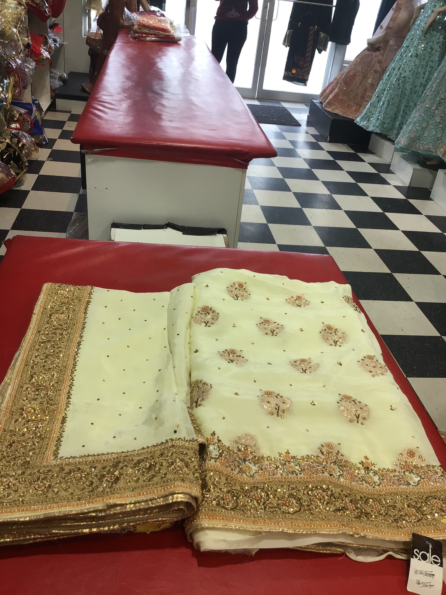 UNSTITCHED SUIT 30010082